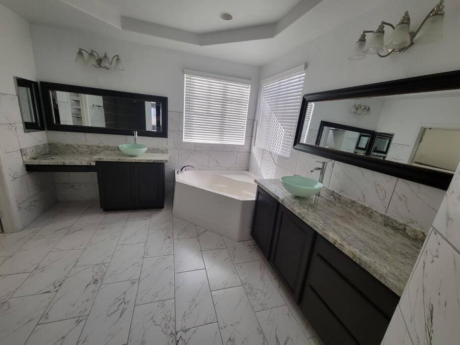Villa 5 Bed- Strip 8Mil, Dwntown 4.5Mi Las Vegas Esterno foto